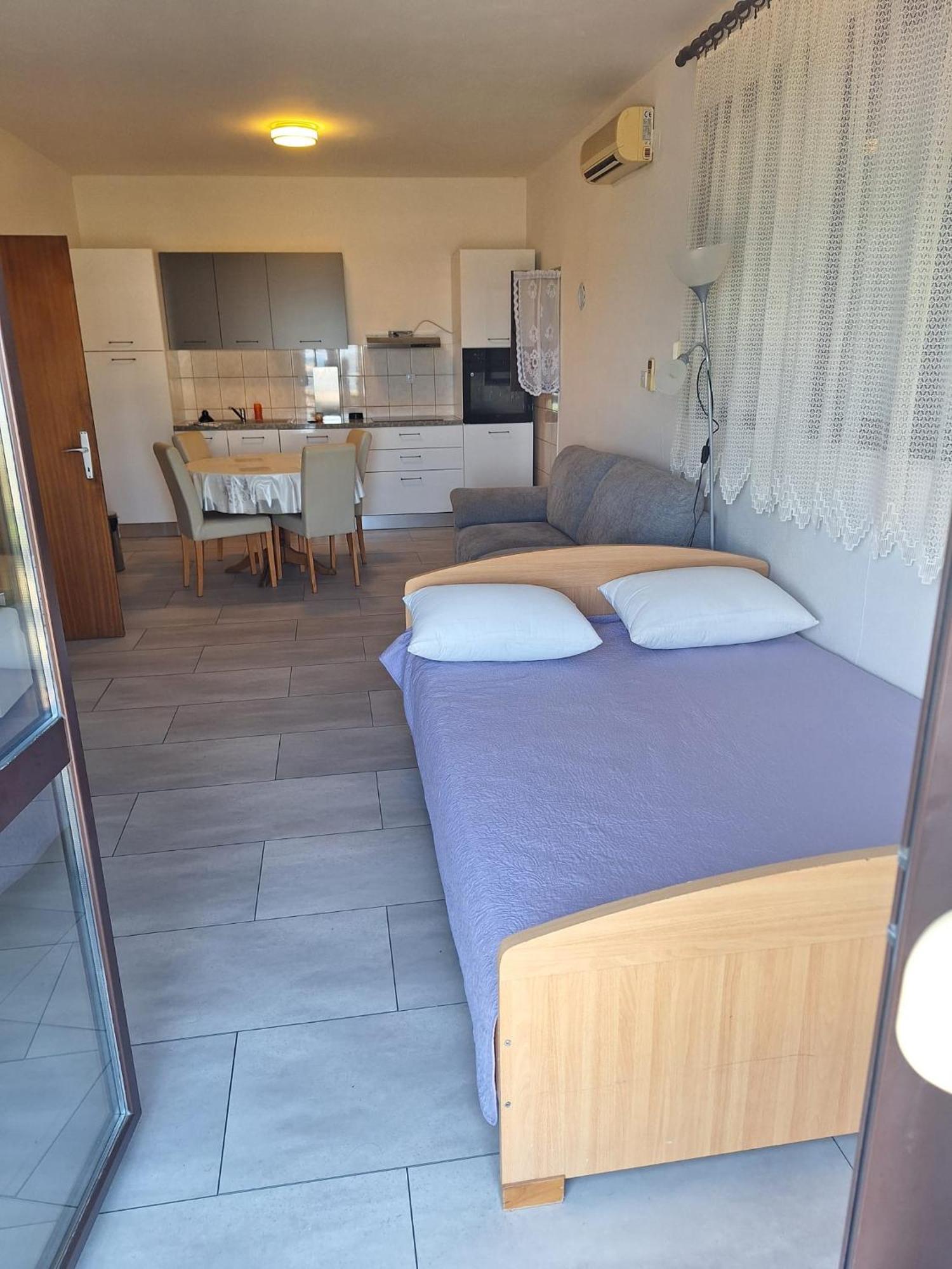 Apartmani Marija Pašman Стая снимка
